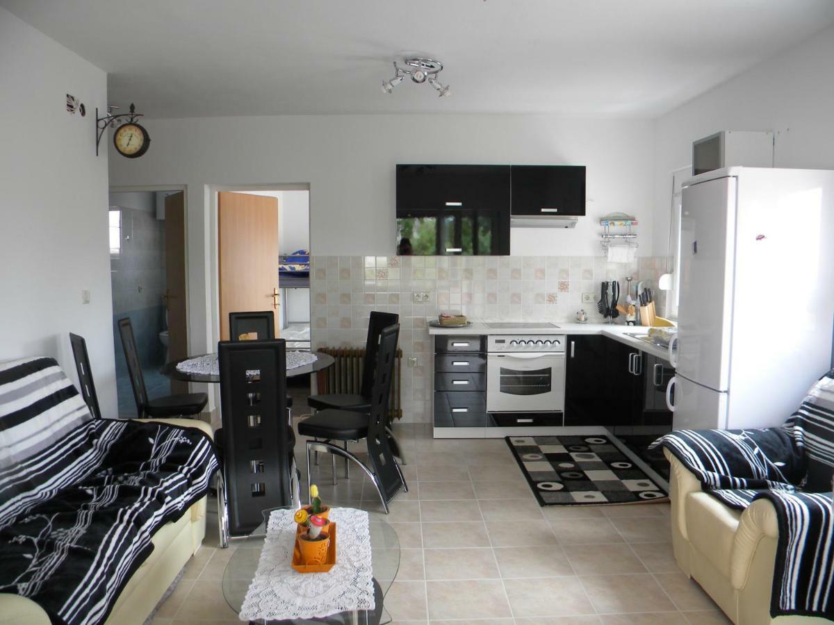 Apartmani Livk Debeljak Luaran gambar
