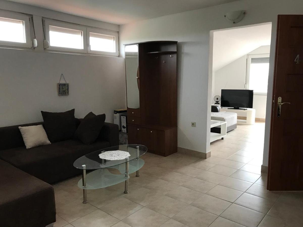 Apartmani Livk Debeljak Luaran gambar